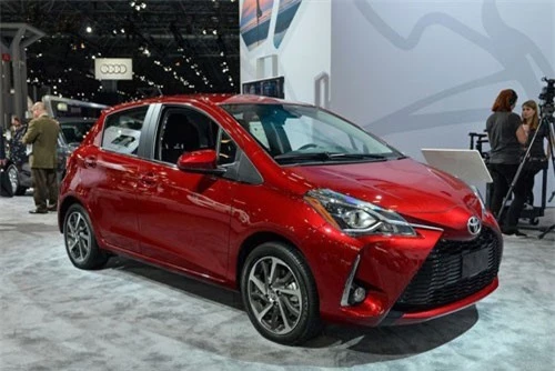 9. Toyota Yaris (doanh số: 17.449 chiếc).