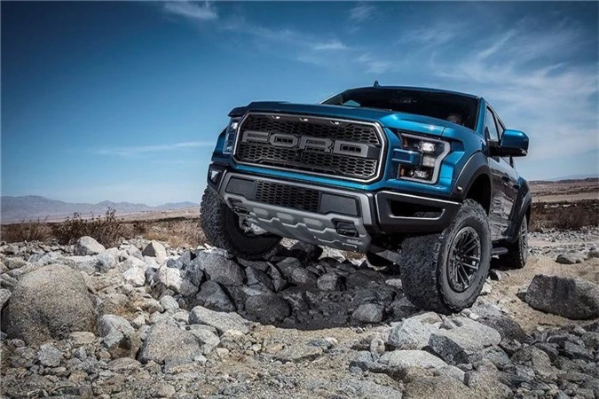 Ford F-150 Raptor và Mustang GT350 2019 - “Bình cũ rượu mới“ ảnh 2