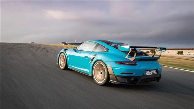 Porsche 911 GT2 RS có gói tùy chọn xe đua miễn phí ảnh 3