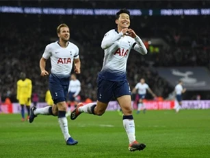 Clip: Harry Kane tỏa sáng, Tottenham 'vùi dập' Chelsea