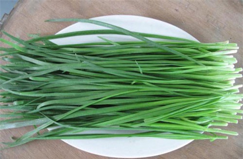 Nhiều bài thuốc hữu ích từ cây hẹ