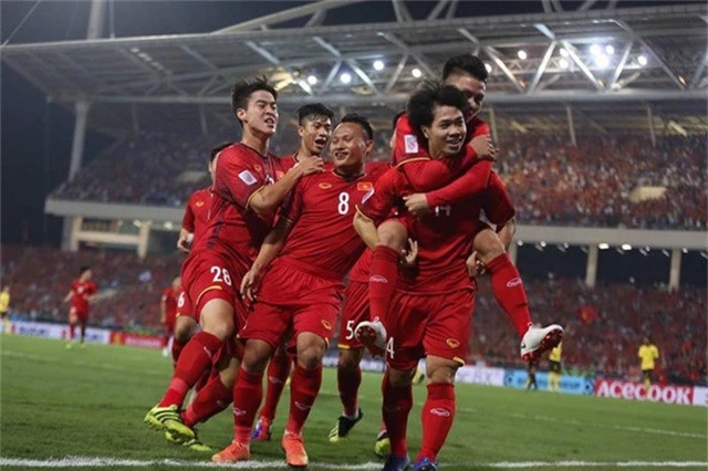 Bán kết AFF Cup: Coi chừng! ĐT Việt Nam thường “làm nền” cho ĐT Philippines - Ảnh 1.