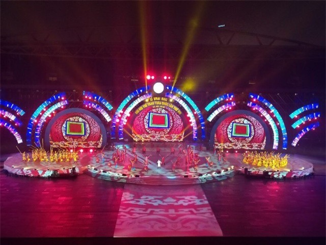 Khai m&#x1EA1;c &#x110;&#x1EA1;i h&#x1ED9;i th&#x1EC3; thao to&#xE0;n qu&#x1ED1;c l&#x1EA7;n th&#x1EE9; VIII n&#x103;m 2018