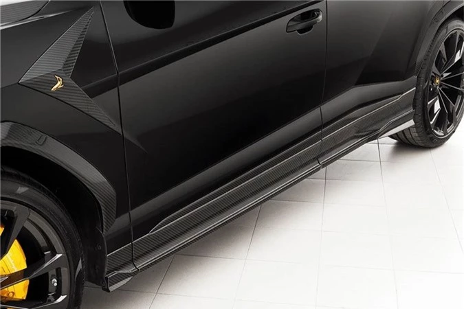 Siêu SUV “Cá Tầm Đen” Lamborghini Urus độ từ TopCar Design ảnh 13