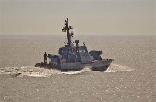 Vì sao niềm tự hào của hải quân Ukraine lại nhanh chóng đầu hàng trước chiến hạm Nga?