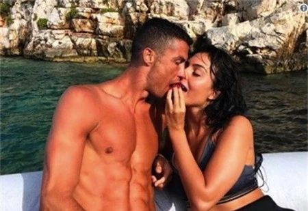 Georgina Rodriguez và CR7 bắt đầu hẹn hò từ năm 2016