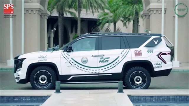 SUV siêu hiện đại mang tên Giath của cảnh sát Dubai - Ảnh 1.