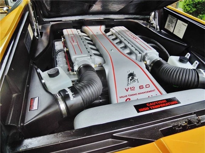 Lamborghini Diablo “hàng nhái” tinh vi y như thật, rao giá 1,84 tỷ ảnh 6
