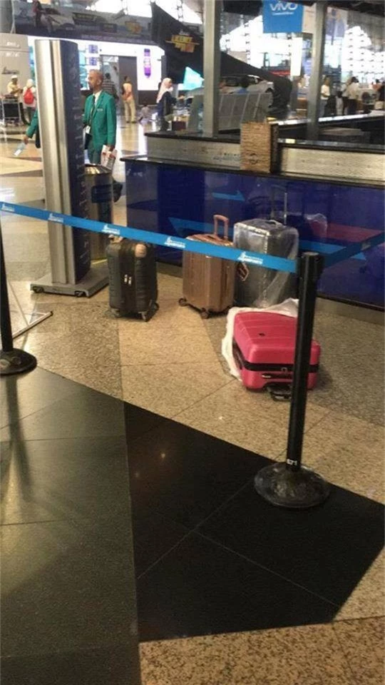 Nói có bom trong hành lý, 2 nữ hành khách Việt bị giữ ở Malaysia - Ảnh 1.