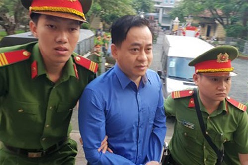 Xét xử đại án Ngân hàng Đông Á: Lời khai bất ngờ của Phan Văn Anh Vũ