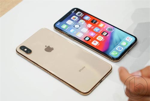 iPhone X dưới 17 triệu đồng hút hàng hơn các mẫu iPhone mới