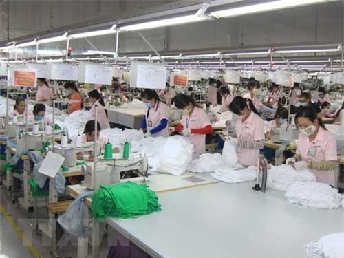 50% lao động ngành sản xuất nghỉ việc vì lương thấp