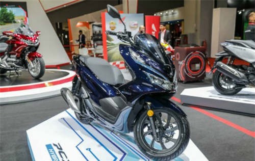 Honda PCX Hybrid bán ra ở Malaysia, rẻ hơn hàng chục triệu so với Việt Nam