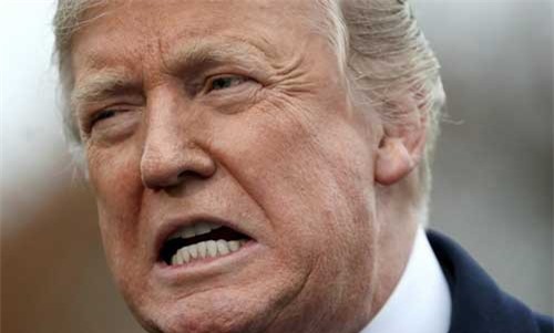 Ông Trump nổi giận khi hãng xe số 1 của Mỹ sa thải hàng chục ngàn công nhân