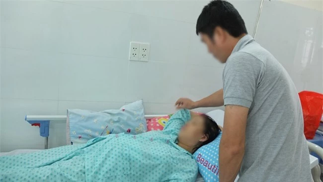 Thai phụ T. 40 tuổi đã được các bác sĩ Bệnh viện Bình Dân phẫu thuật thành công (ảnh BM)