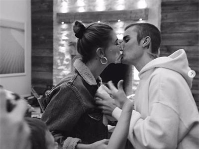 Justin Bieber sẽ theo vợ sống tại biệt thự lớn ở Canada