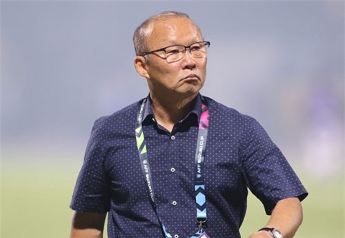 Mức lương của 4 HLV vào bán kết AFF Cup 2018: "Quá bèo" cho Park Hang-seo