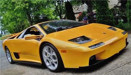 Lamborghini Diablo “hàng nhái” tinh vi y như thật