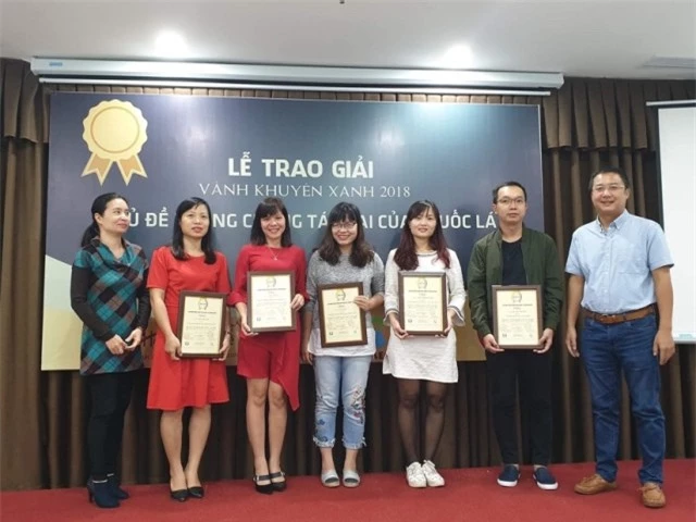 lễ trao giải Cuộc thi viết và sáng tạo hình ảnh về phòng chống tác hại của thuốc lá “Vành Khuyên Xanh