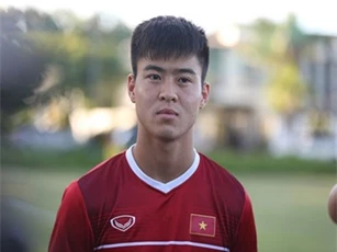 Duy Mạnh đánh giá cao tài năng của Alvaro Silva của ĐT Philippines