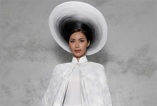 Hé lộ về bức ảnh ý nghĩa trên áo dài của Minh Tú tại HH siêu quốc gia