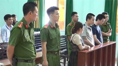 Bình Dương: Nhóm đối tượng vận chuyển hàng cấm, nhiều lần tông CSGT bị tuyên phạt 35 năm tù