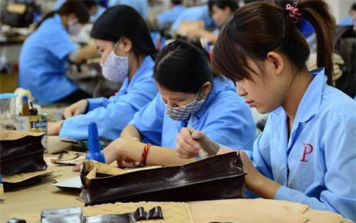Người Việt “đội sổ” năng suất lao động: Hấp dẫn đầu tư nhờ… đông?