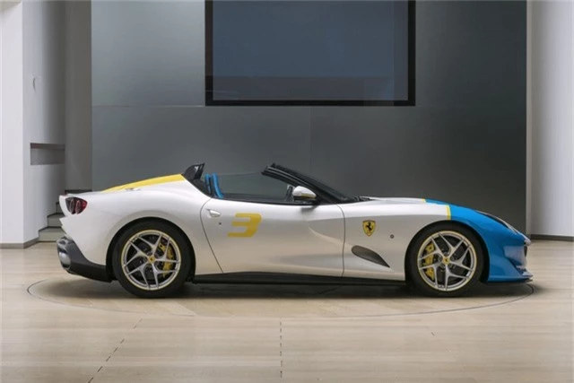 Ferrari trình làng phiên bản SPCJ3 độc nhất vô nhị cho khách VIP - Ảnh 2.