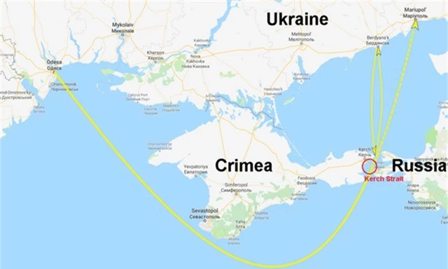 Đường màu vàng mô tả đường di chuyển của nhóm tàu Ukraine (Đồ họa: RT)