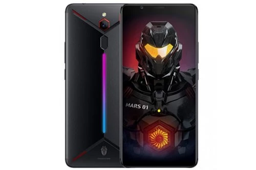 ZTE Nubia Red Magic Mars sử dụng vỏ kim loại nguyên khối. Ngoại hình của máy khá hầm hố và nam tính. Phablet này có kích thước 158,2x75x9,9 mm, trọng lượng 193 g.