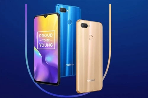 Tại Ấn Độ, Realme U1 có 3 màu đen, xanh và vàng, lên kệ vào ngày 5/12. Giá bán của máy là 11.999 Rupee (tương đương 3,95 triệu đồng) cho phiên bản RAM 3 GB. Phiên bản RAM 4 GB có giá 14.999 Rupee (4,94 triệu đồng).