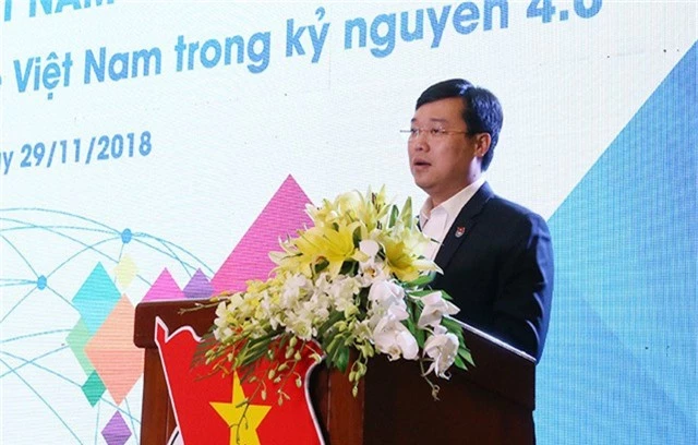 Anh Lê Quốc Phong - Bí thư thứ nhất TƯ. Đoàn, Chủ tịch Hội LHTN Việt Nam phát biểu chúc mừng ra mắt Mạng lưới Trí thức trẻ Việt Nam toàn cầu và khẳng định rằng Đoàn Thanh niên sẽ hỗ trợ và tạo điều kiện thường xuyên cho sự hoạt động của diễn đàn