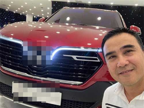 Quyền Linh khoe xế hộp mới tậu, fan nhắc đôi dép tổ ong huyền thoại