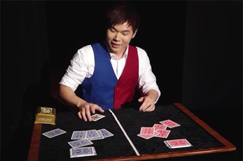 Choáng ngợp với sự xuất hiện của “thần bài” thế hệ mới