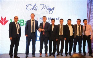 VPBank giành danh hiệu “Ngân hàng số tiêu biểu 2018”