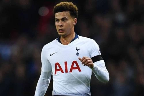 Tiền vệ trái: Dele Alli (Tottenham).