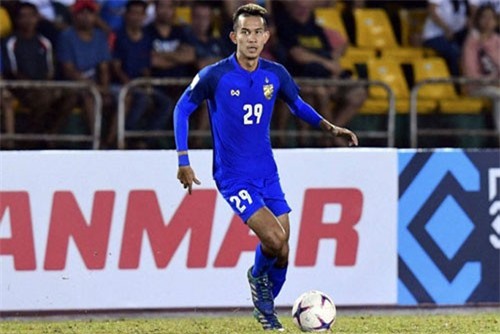 Cầu thủ Thái Lan: 'Tôi vui vì được Malaysia cử người kèm'