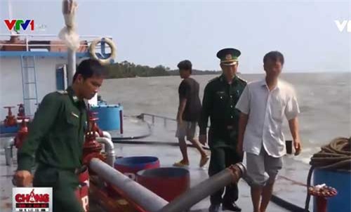 Buôn lậu xăng dầu trên biển tăng nhiệt