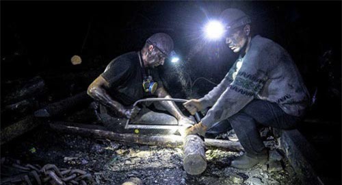 Tiết lộ những nghề nghiệp dễ mắc ung thư ít người biết