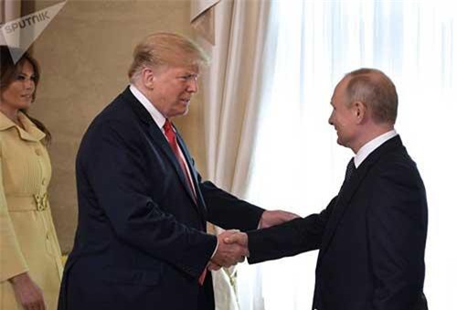 Điện Kremlin phản ứng bất ngờ khi Trump hủy họp với Putin vì Ukraine