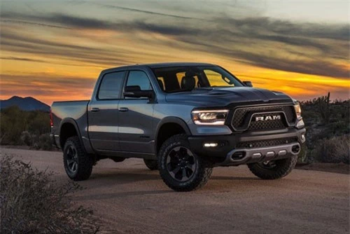 1. Ram 1500 2019 (tổng quãng đường di chuyển mỗi lần tiếp nhiên liệu: 1.329 km).