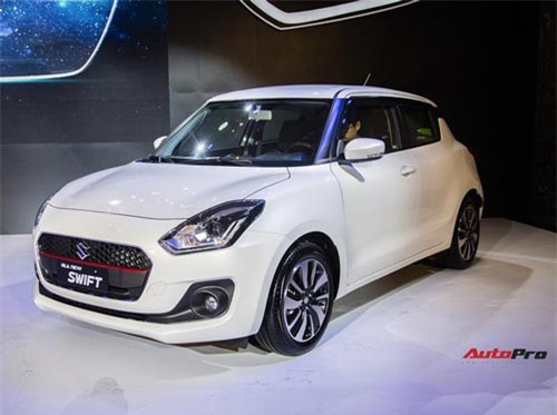 Cận cảnh Suzuki Swift thế hệ mới vừa ra mắt tại Việt Nam