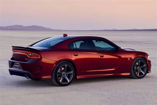 4. Dodge Charger SRT Hellcat 2019.