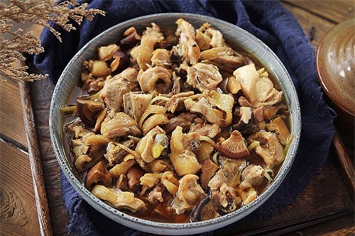 3 bước siêu đơn giản cho món gà hấp nấm thơm lừng ngon miệng