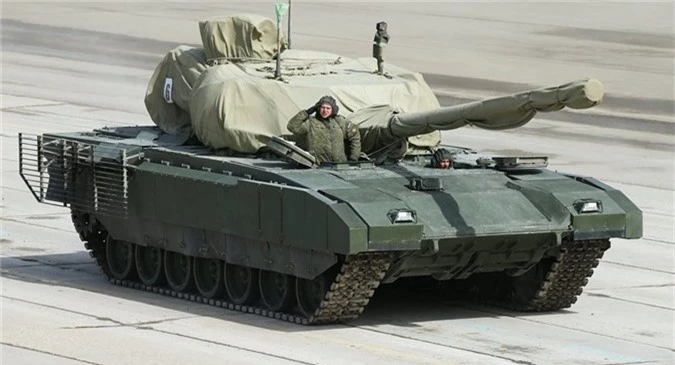 Xe tăng của Nga. Ukraine không thể so được Nga về số xe tăng, khi Nga là nước có lượng xe tăng lớn nhất thế giới. Ảnh: SPUTNIK