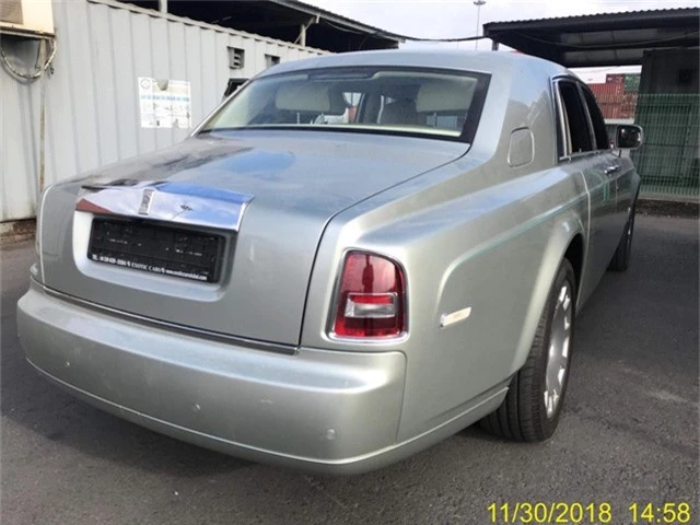 Rolls-Royce Phantom Series II sở hữu nội thất như của dân chơi Ả Rập về Việt Nam - Ảnh 3.