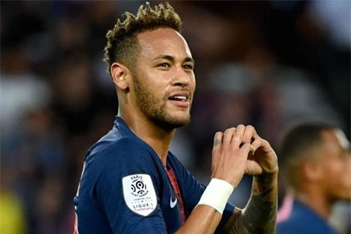 3. Cầu thủ bóng đá Neymar - tổng thu nhập: 90 triệu USD.