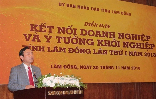Ông Nguyễn Văn Yên, Phó Chủ tịch UBND tỉnh Lâm Đồng, phát biểu khai mạc diễn đàn (Ảnh: VH)