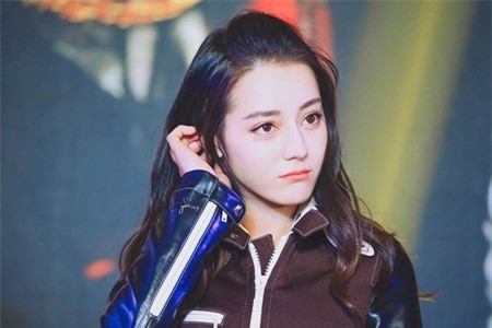 Chiêm ngưỡng nhan sắc “kỳ nữ” hàng đầu của màn ảnh Hoa ngữ