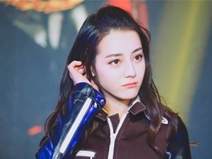 Chiêm ngưỡng nhan sắc “kỳ nữ” hàng đầu của màn ảnh Hoa ngữ